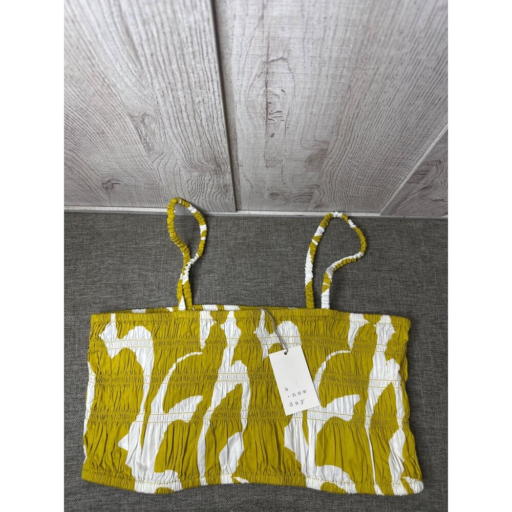 A New Day Womens Yellow & White Smocked Crop Top XL Adjustable Straps Cruise